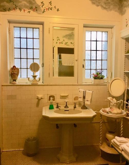 Hanover House Bed And Breakfast Niagara Falls Esterno foto