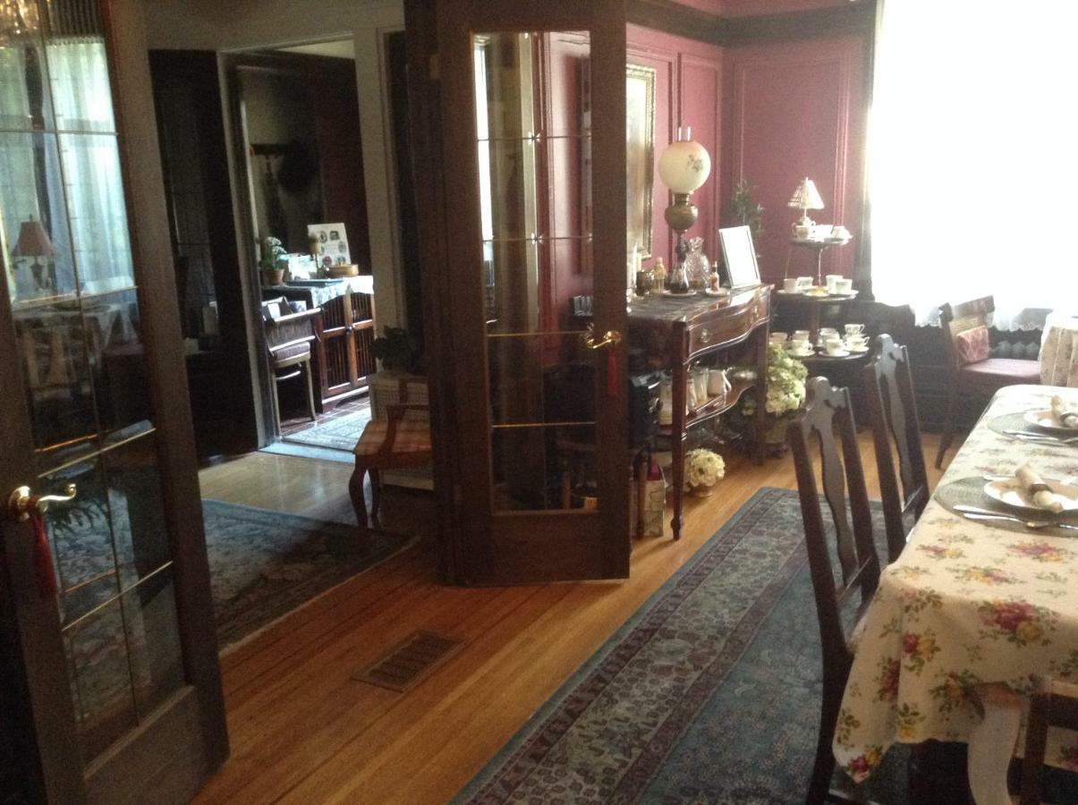 Hanover House Bed And Breakfast Niagara Falls Esterno foto