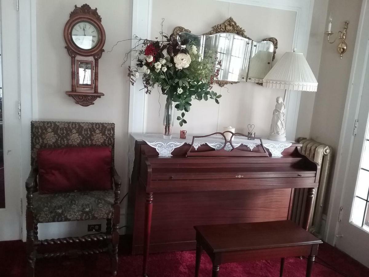 Hanover House Bed And Breakfast Niagara Falls Esterno foto